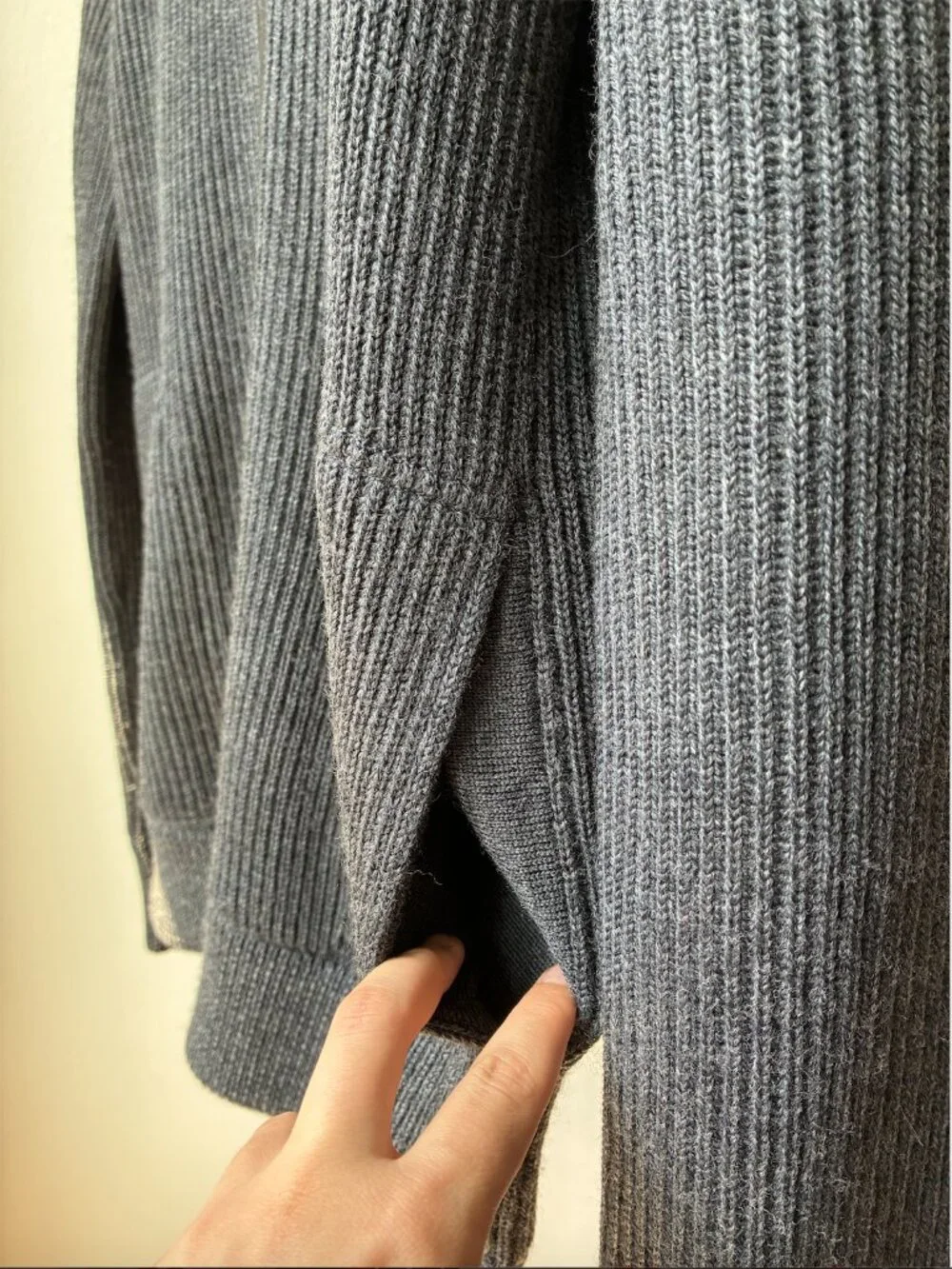 Vince Wool Ribbed Knit Full-Zip Sweater in Dark Gray w/ Leather Details - Size S